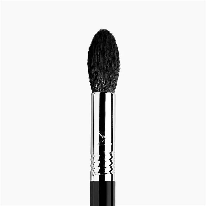Sigma Beauty F35 - Tapered Highlighter Brush