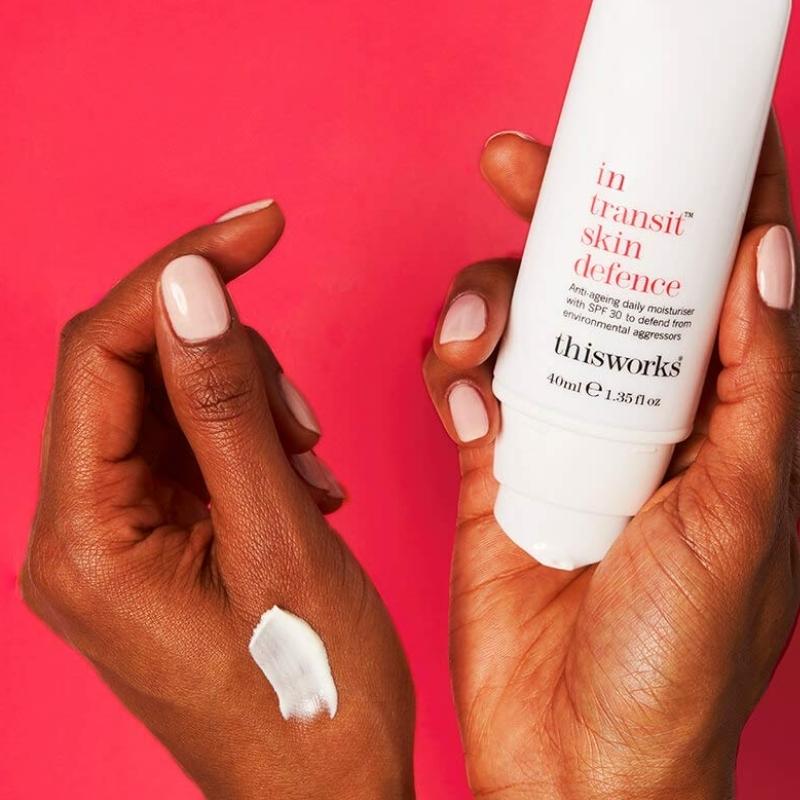 This Works In Transit Skin Defense 40ml