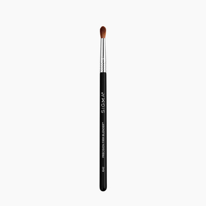 Sigma Beauty E42 - Precision Firm Blender