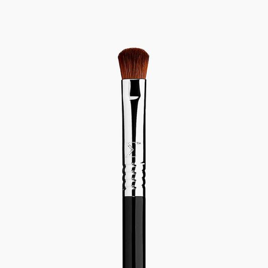 Sigma Beauty E54 - Medium Sweeper