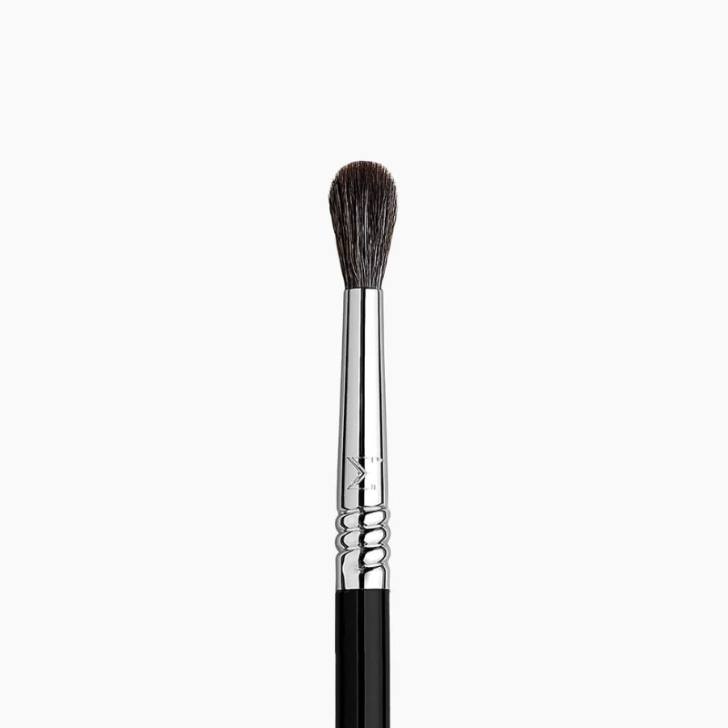 Sigma Beauty E33 Detail Diffused Crease
